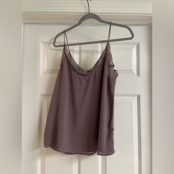 Wishlist Apparel Dust Purple Mauve Lace Trim Camisole - Picture 4 of 4